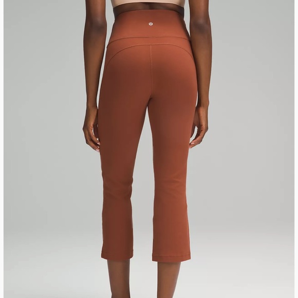 Lululemon Groove Super-High-Rise Crop 23" - Picture 6 of 10